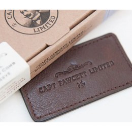 Кожаный чехол для гребня для бороды Captain Fawcett's